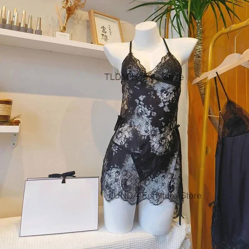 Baby Clothing Store - Manekin Pakaian Dalam Setengah Badan untuk