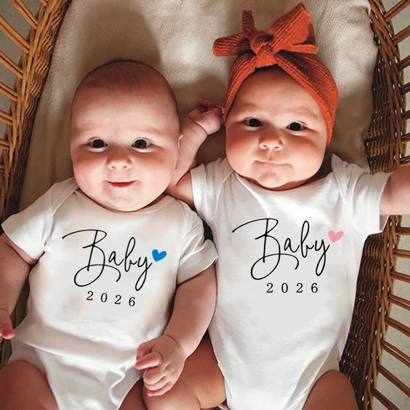 Bayi Laki-laki atau Perempuan  - Baby Clothing Brand ulasan dan harga